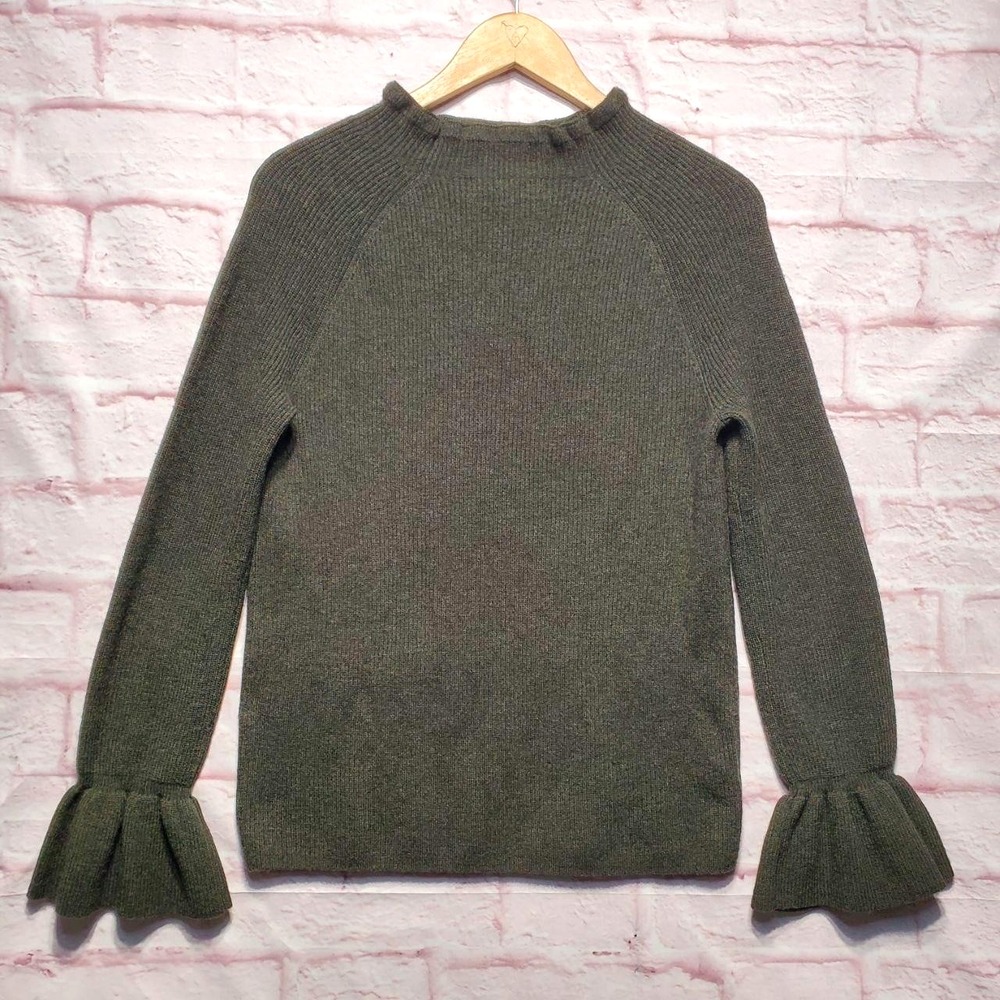 Banana Republic Sweater Womens Small Green Ruffle Sleeve Merino Wool Blend Knit - Picture 2 of 12